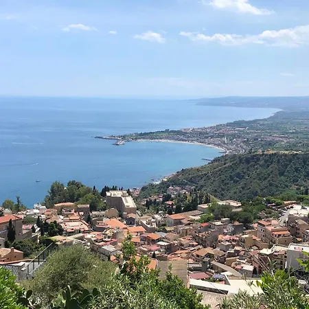 아파트 Bluesky Naxos 3rd Floor *