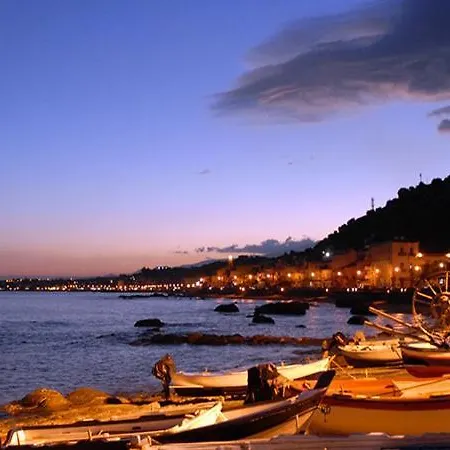 Appartement Bluesky - Third Floor Giardini-Naxos