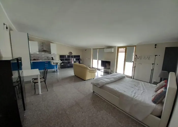 Bluesky Naxos 3rd Floor 아파트 지아르디니낙소스