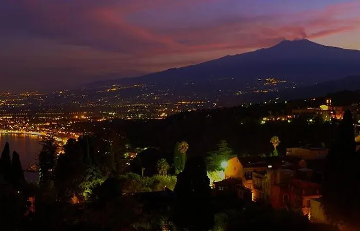 아파트 Bluesky Naxos 3rd Floor