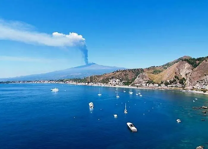 아파트 Bluesky Naxos 3rd Floor 지아르디니낙소스